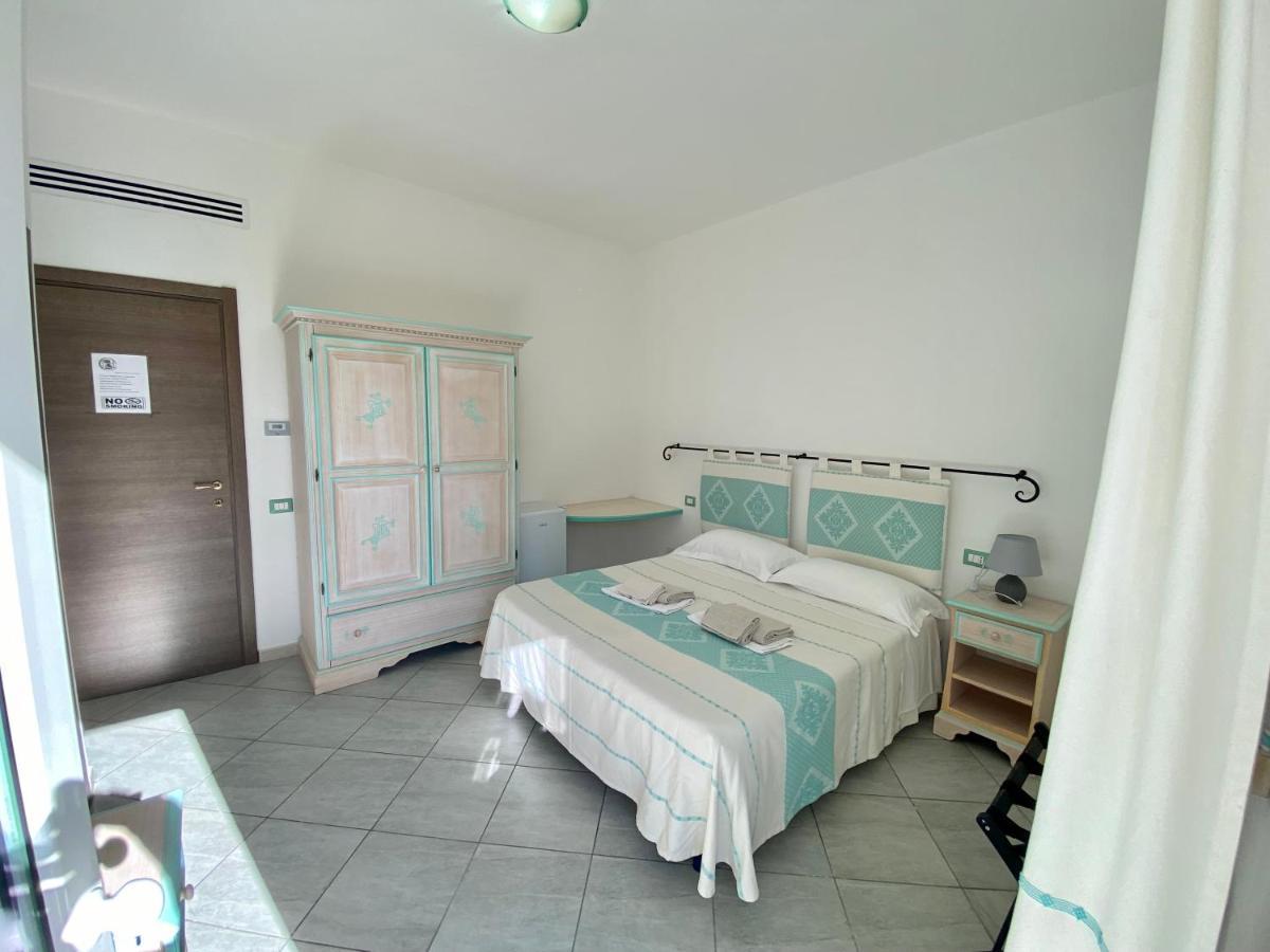 Tigrillo Bed&Breakfast Olbia Bagian luar foto
