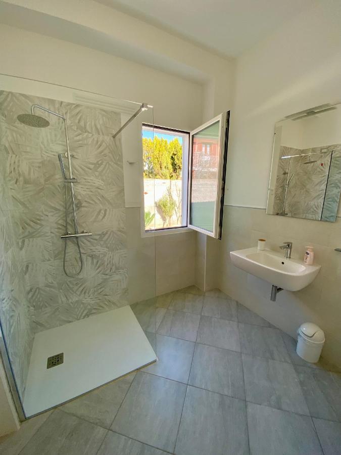 Tigrillo Bed&Breakfast Olbia Bagian luar foto