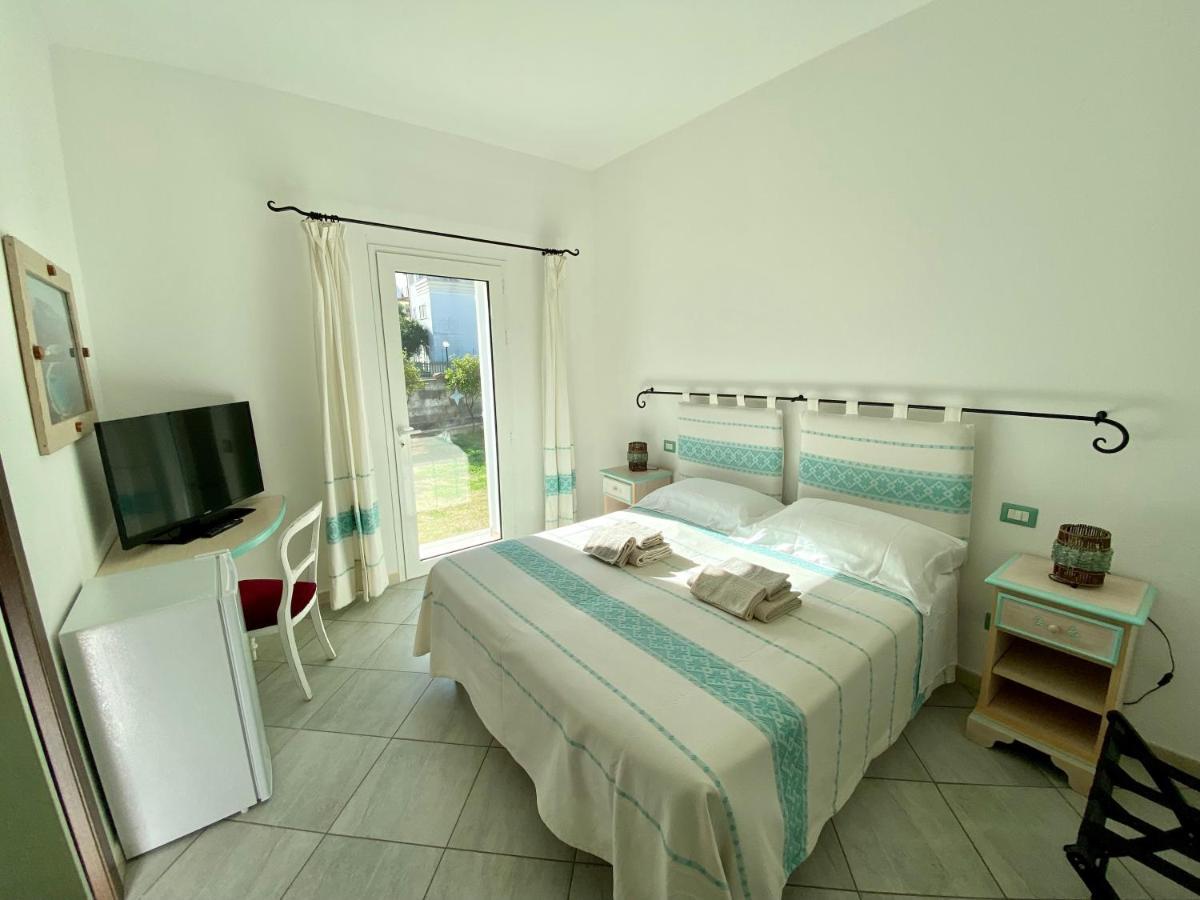 Tigrillo Bed&Breakfast Olbia Bagian luar foto